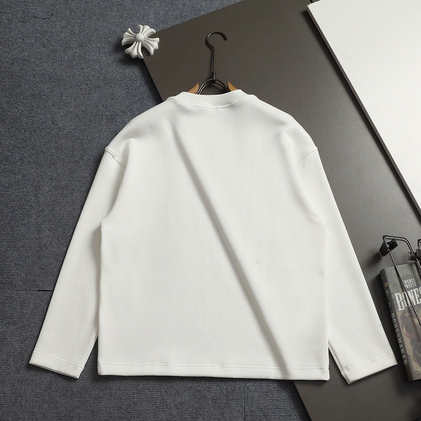 『S-XL』クルーネックのスウェットシャツ：快適でスタイリッシュ