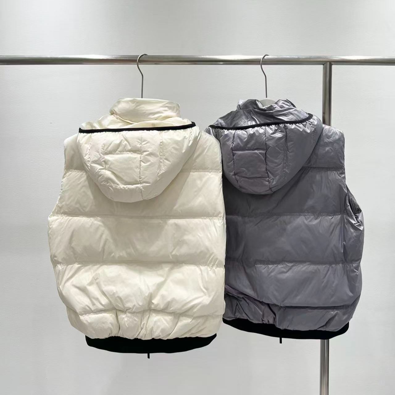 『フリーサイズ』着心地良い 秋冬に暖かくスタイリッシュに着こなせるノースリーブ万能ベスト