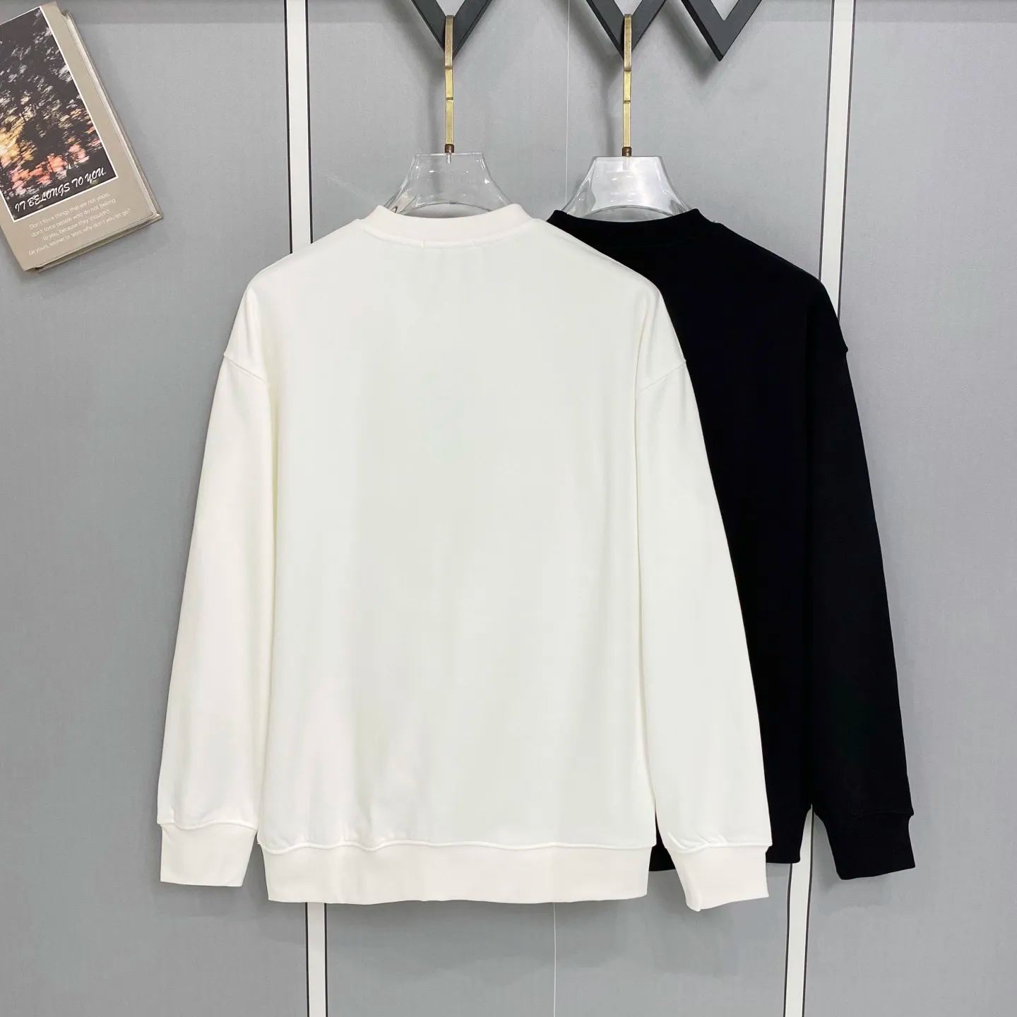 『S-XL』定番人気 長袖スウェットシャツ シンプルデザイン シーン問わず活躍