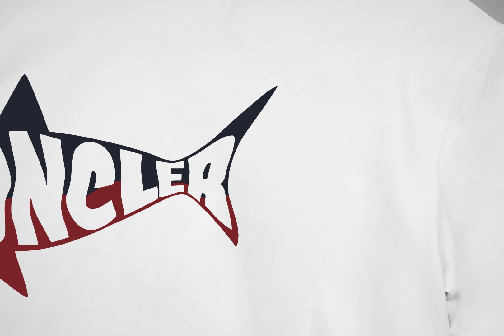 【Moncler旗艦店】（モンクレール）半袖Tシャツ、ご好評に付き再入荷！