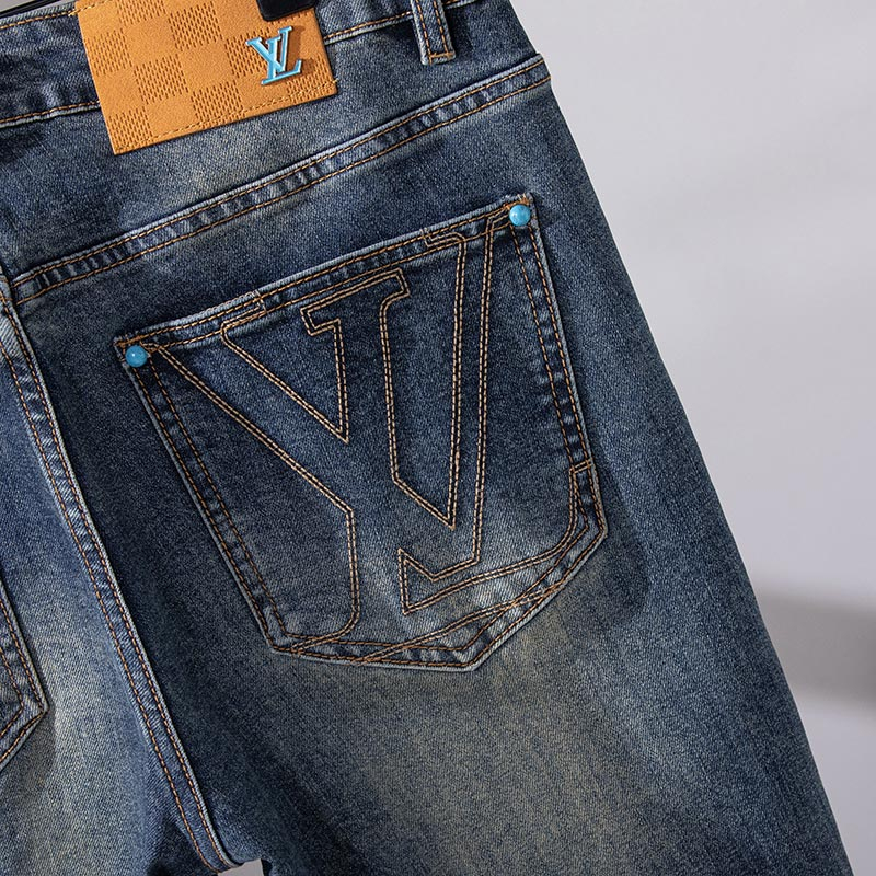 『29-40』新作ジーンズ 高級感のあるスリムフィットで、カジュアルかつ伸縮性があります