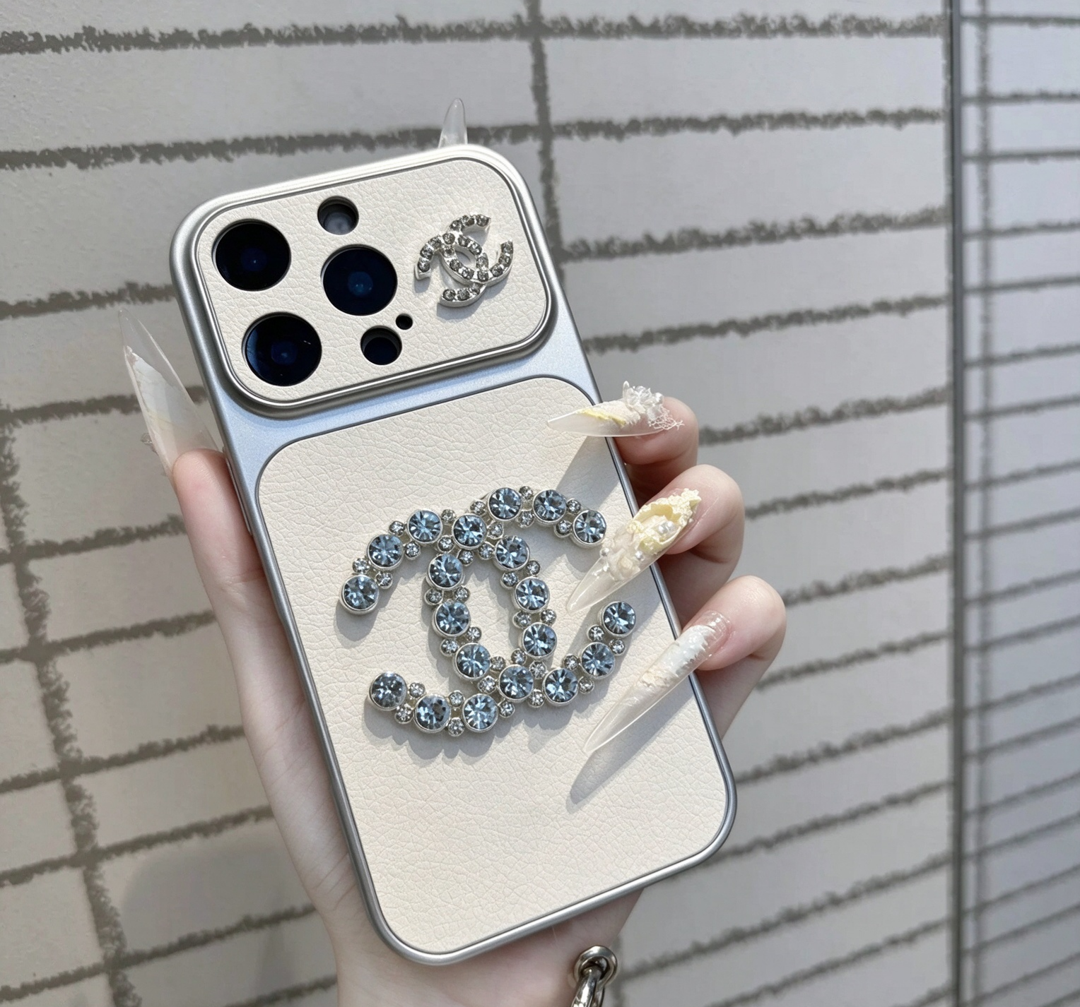 ジュー装飾 スマホケース キラキラ 高級感 耐衝撃 カメラ保護 おしゃれ携帯カバー