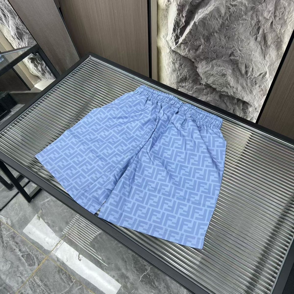 『L-4XL』夏のカジュアルで万能なショートパンツ、控えめなラグジュアリートレンド