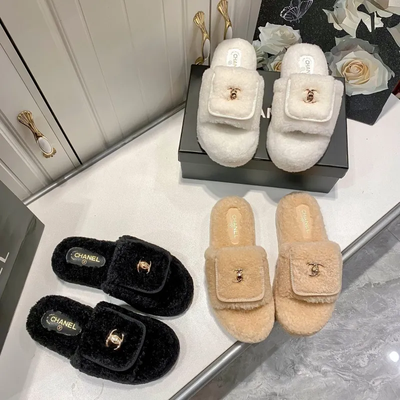 『225-260』話題沸騰中 女子マスト デザイン満点 組み合わせやすい 毛深い スリッパ シューズ