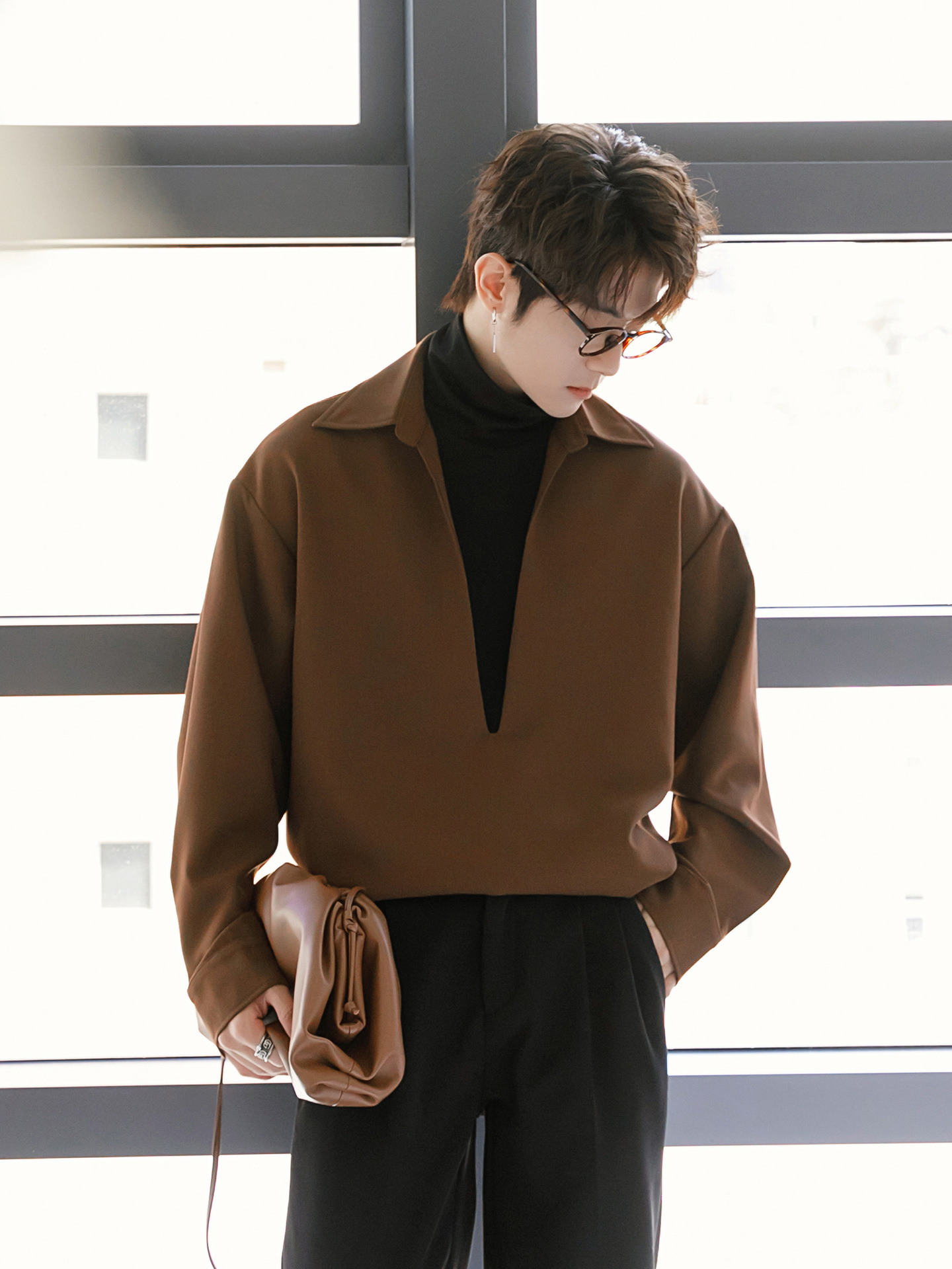 Brown · M