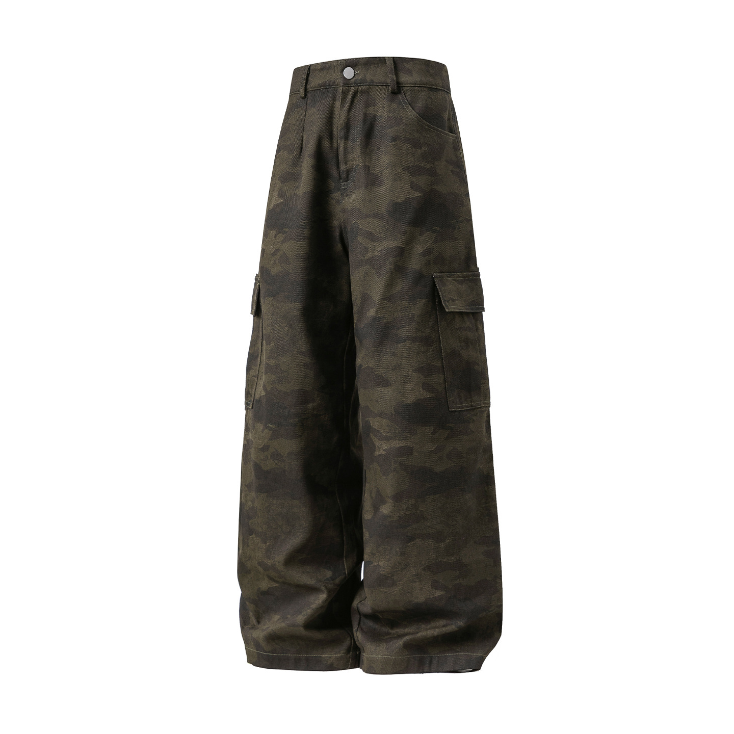 Green and brown camouflage · M