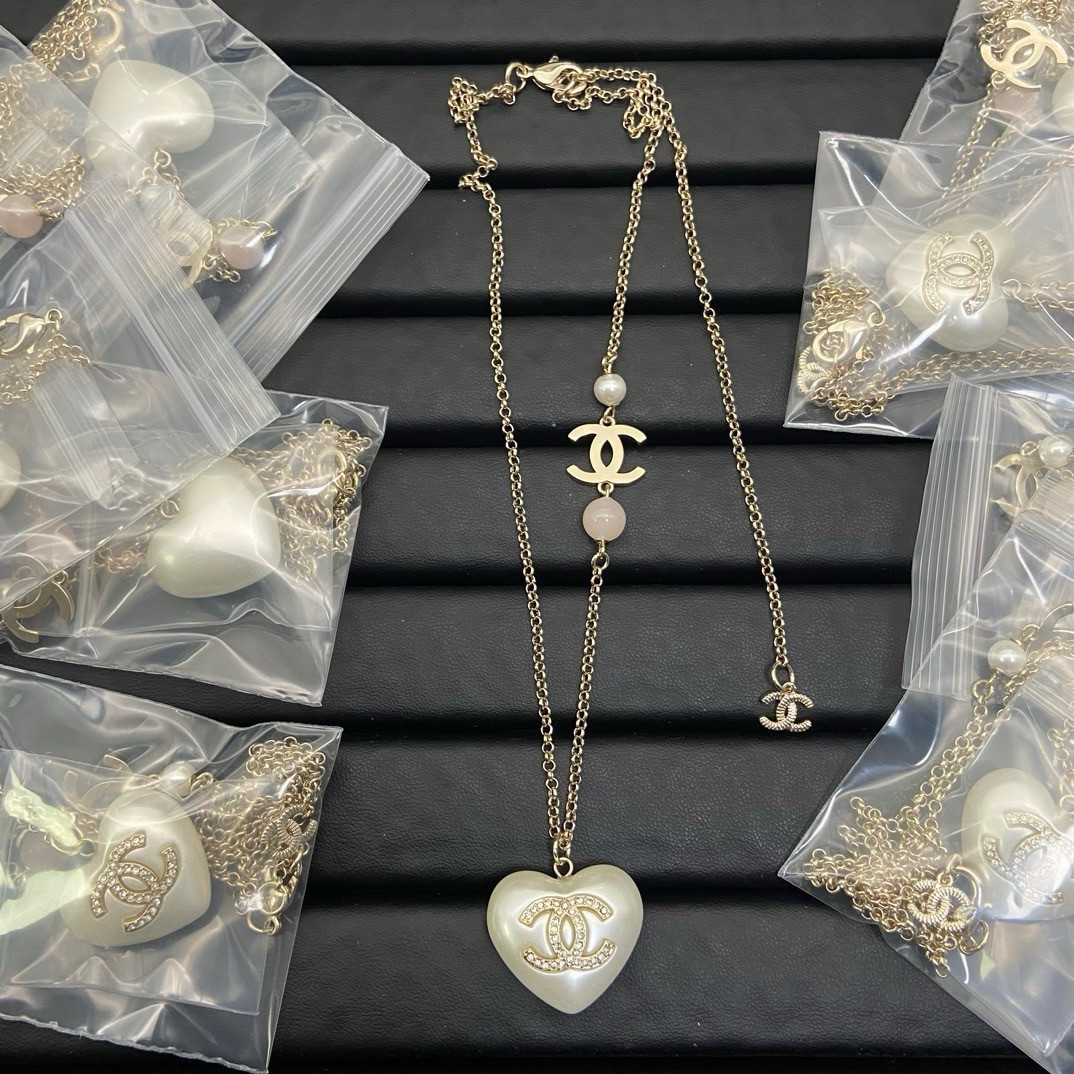 シャネル風 ネックレス ハートモチーフ ハイエンド ココマーク ダブルC チェーンネックレス 軽量 ラグジュアリー 高級感
