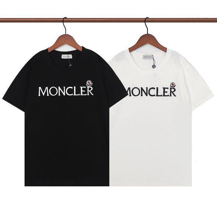 【Moncler 】（モンクレール）男女兼用、ご好評に付き再入荷！