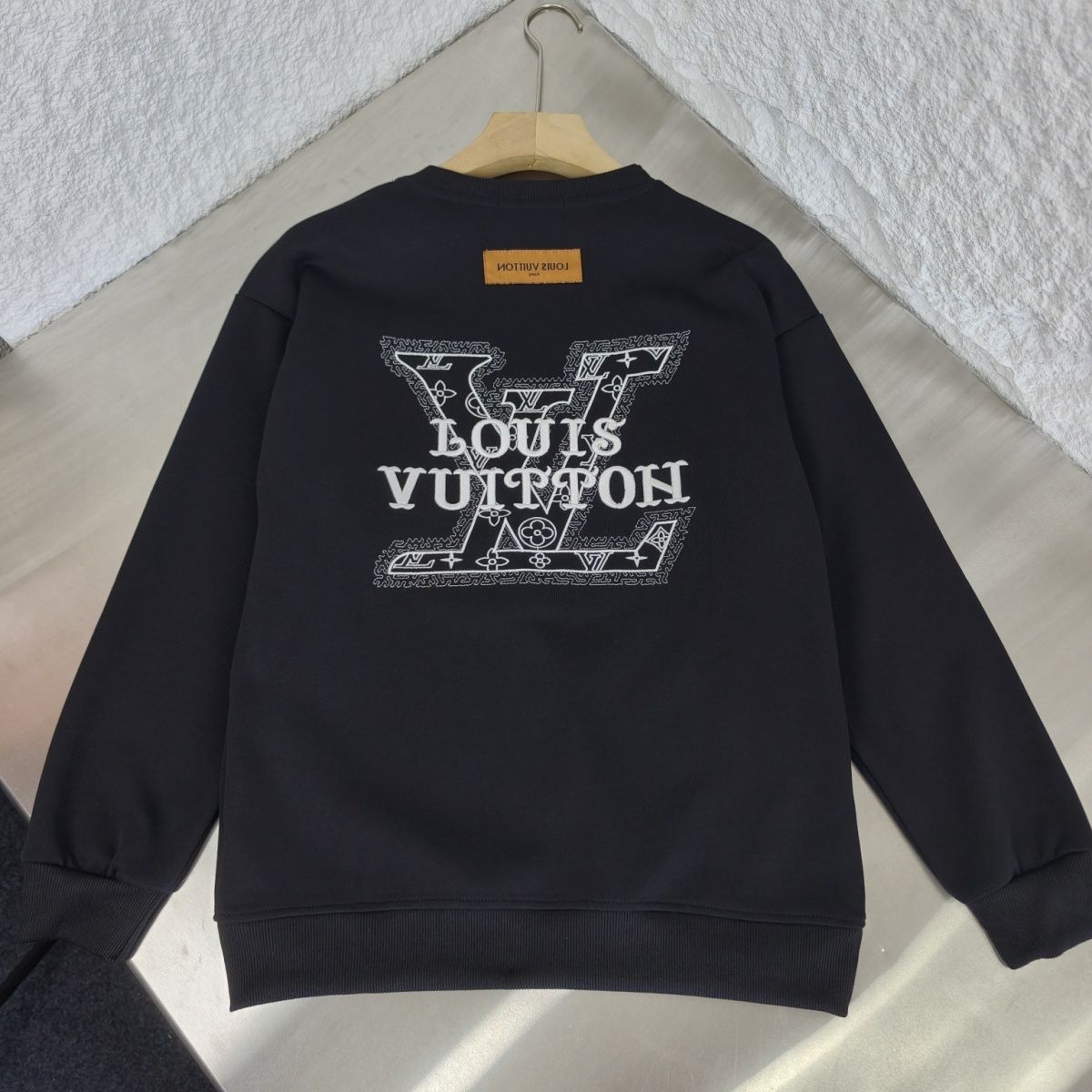 『L-4XL』秋に活躍する万能な刺繍入りメンズカップルラウンドネックカジュアルファッションスウェットシャツ