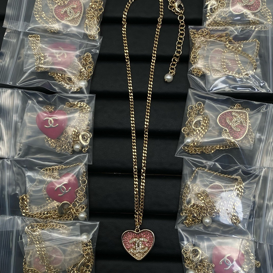 シャネル風 ネックレス ハートモチーフ ハイエンド ココマーク ダブルC チェーンネックレス 軽量 ラグジュアリー 高級感