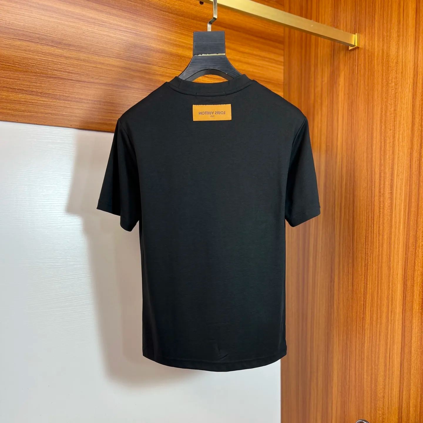 『M-3XL』夏の新作 高級感あふれるトレンディでスタイリッシュなTシャツトップス
