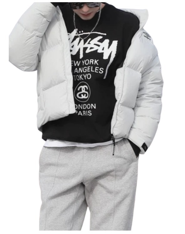 ★送料・関税込★Stussy★Stussy World Tour Crew Black 2022★