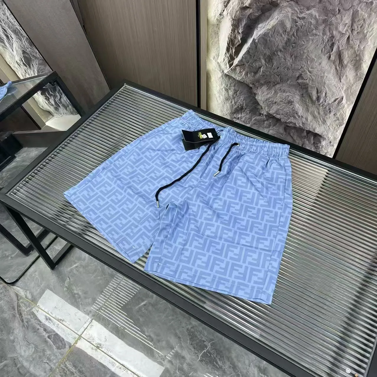 『L-4XL』夏のカジュアルで万能なショートパンツ、控えめなラグジュアリートレンド
