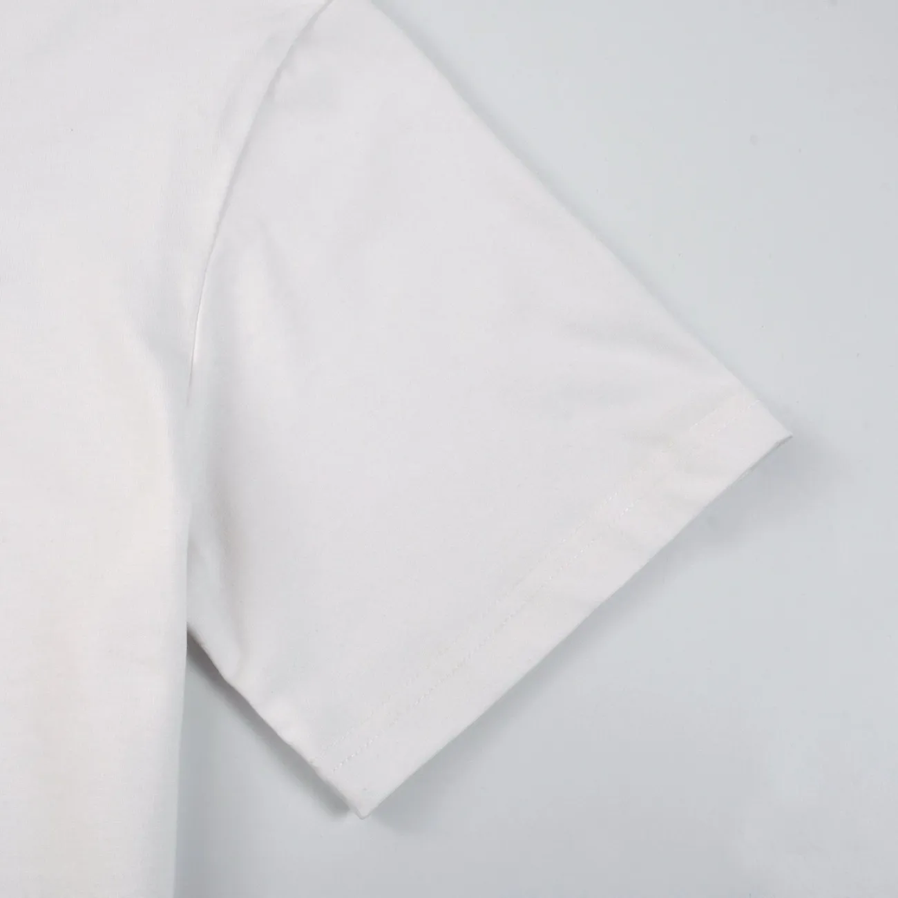 【S-4XL】男女兼用の最新トレンドクルーネックTシャツ、カジュアルスタイル