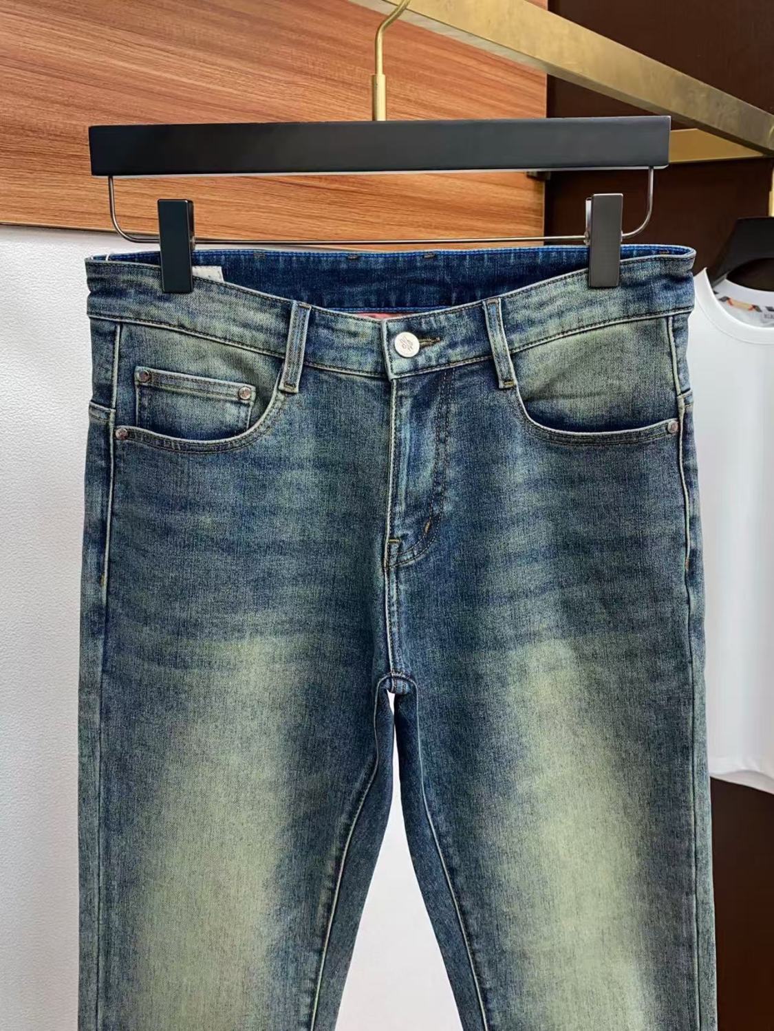 『S-3XL』クラシックな刺繍入り春夏ウォッシュ加工メンズスリムストレートジーンズ