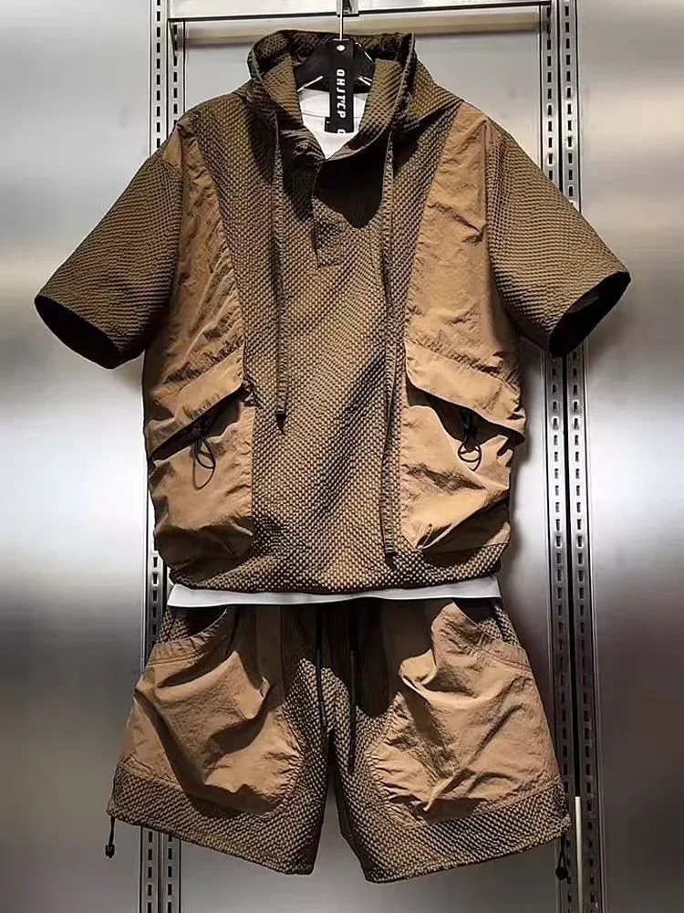 【套裝】工裝透氣速乾運動痞帥肌理感休閒連帽短袖+短褲兩件套