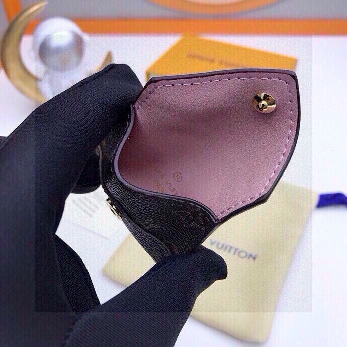【LV旗艦店】ルイヴィトン LV バッグチャーム 鞄アクセサリー 上品 レディース おしゃれ カバン飾り M04345