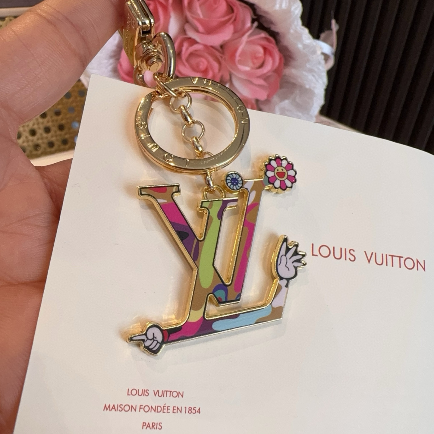 【LV旗艦店】ルイ・ヴィトン × 村上隆コラボ LV‑Iconic Superflat キーホルダー・バッグチャーム M02468