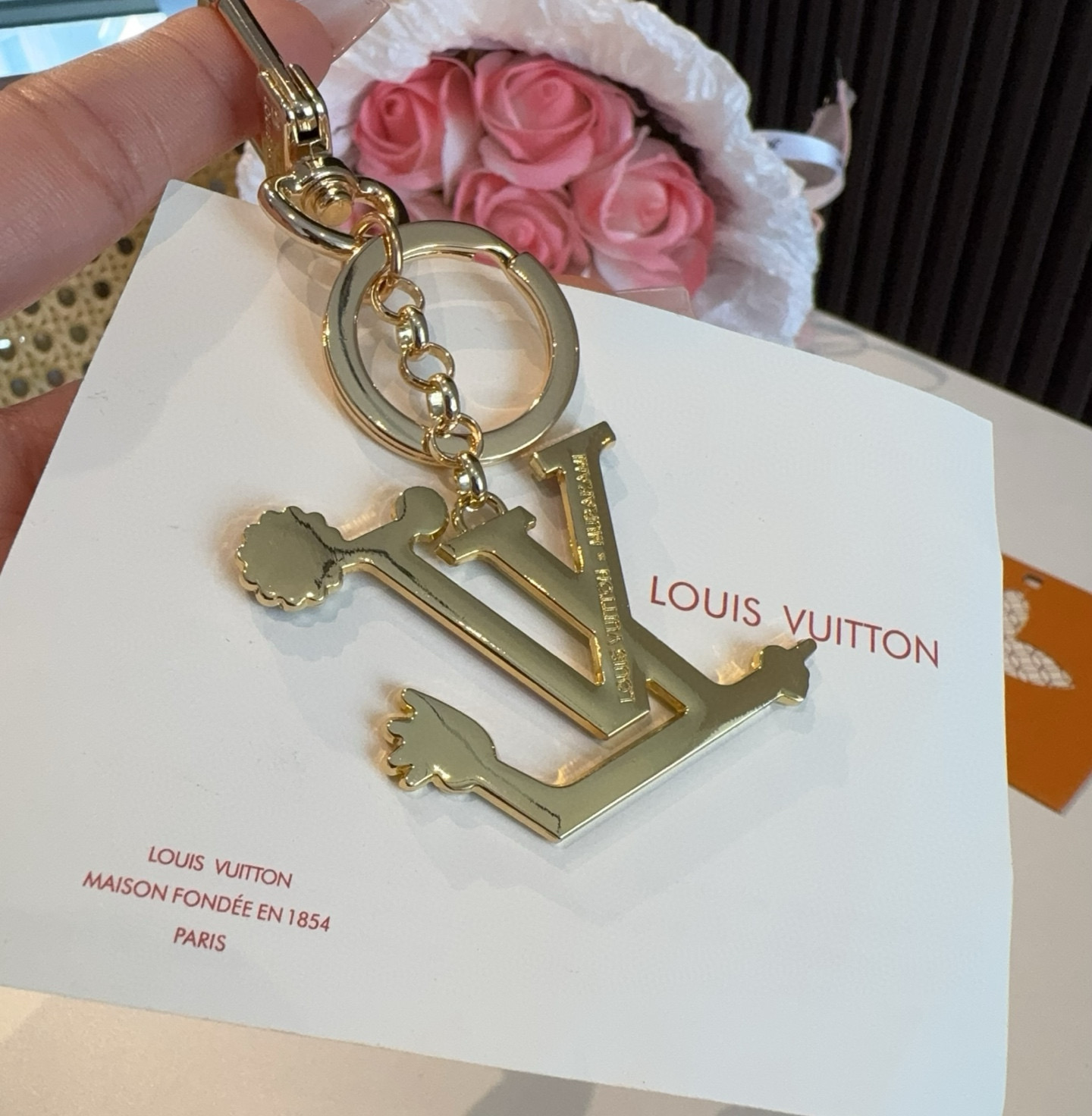 【LV旗艦店】ルイ・ヴィトン × 村上隆コラボ LV‑Iconic Superflat キーホルダー・バッグチャーム M02468