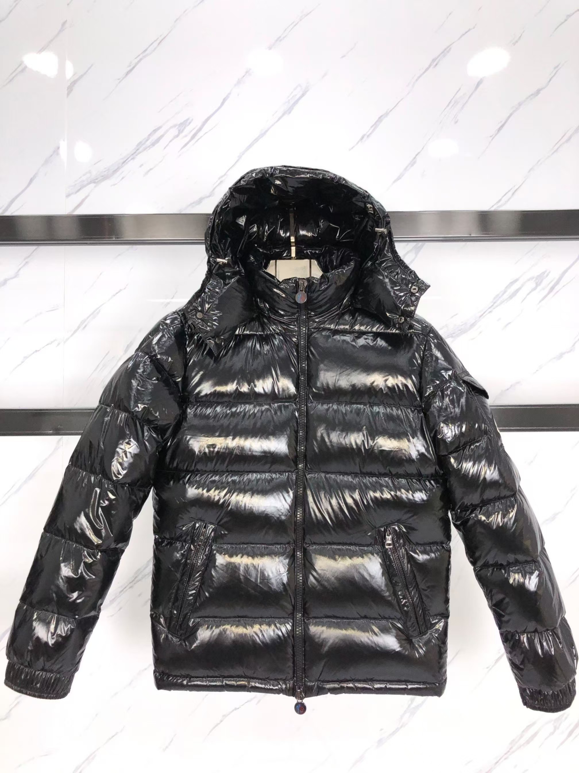 【Monclerشحن مجاني لجميع أنحاء المملكة】【الشحن في نفس اليوم】新作كمية محدودة予行販売Monclerダウンسترة