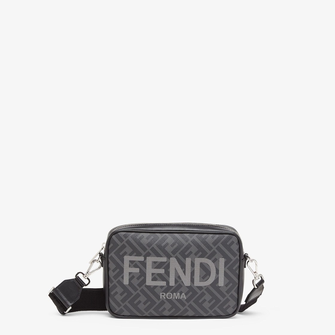 便利　すぐ届く　大الأكثر رواجًا【FENDI】カメラケース　ショルダー