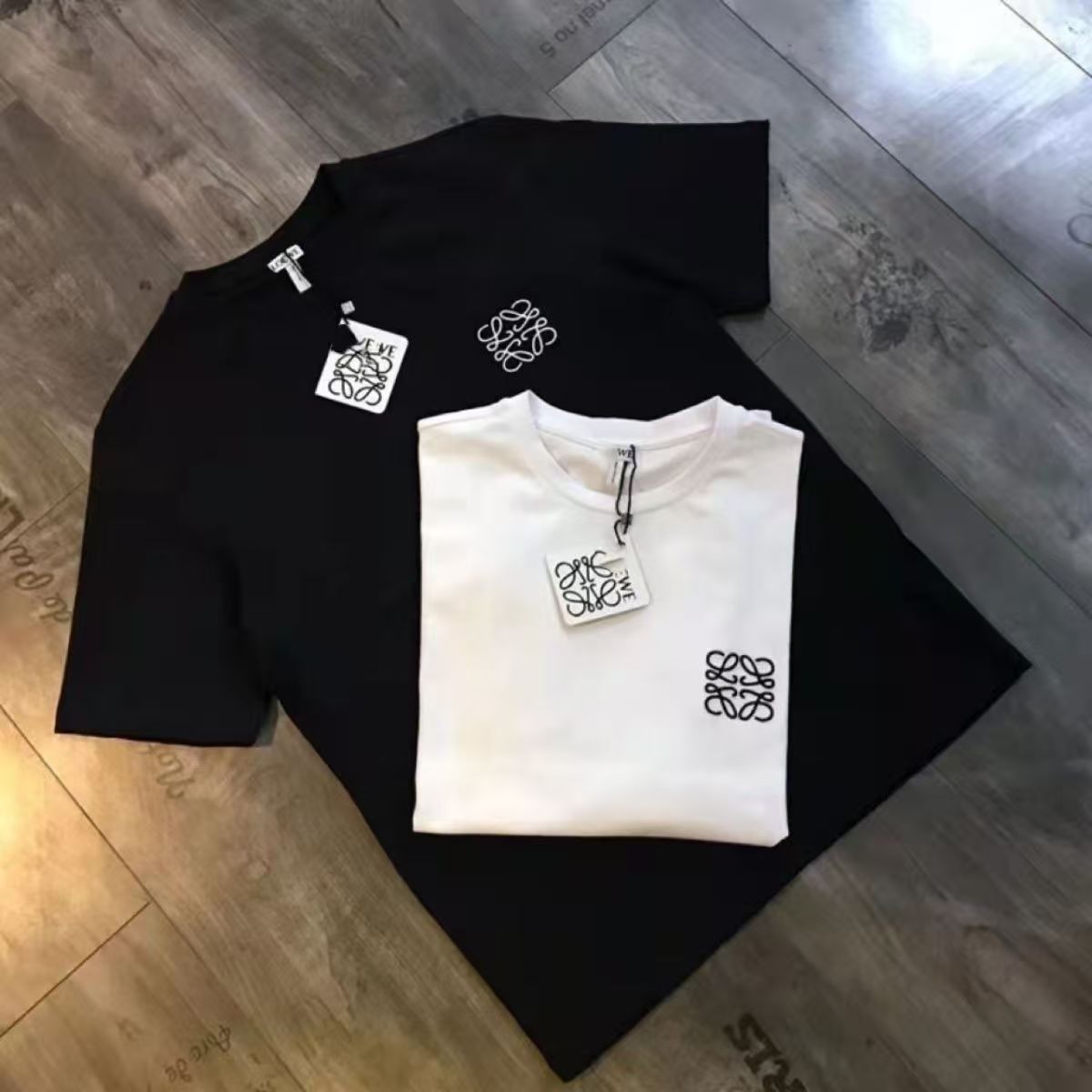 【XS-5XL】人氣急速上升 休閒 簡約 時尚 運動 百搭 高品質 T恤