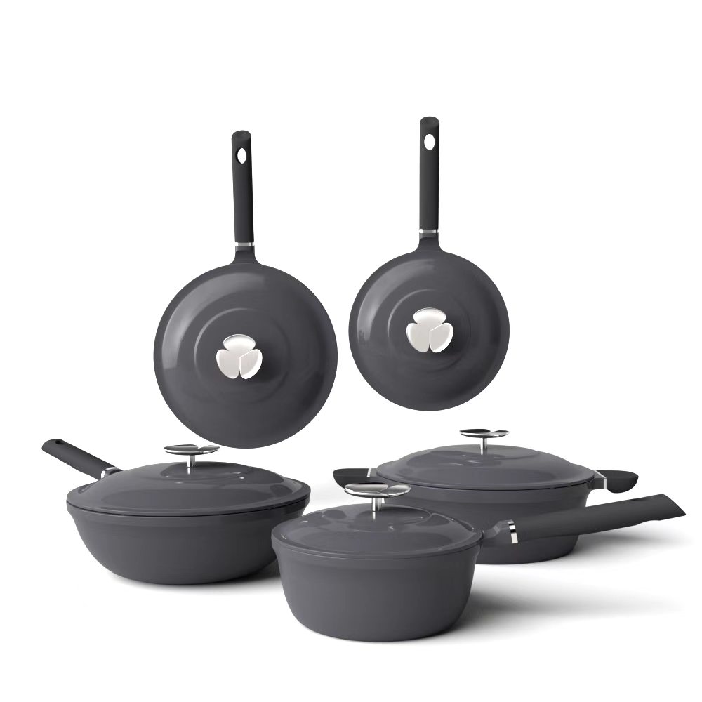 Trifoglia 8 pieces non-stick cookware sets(black)