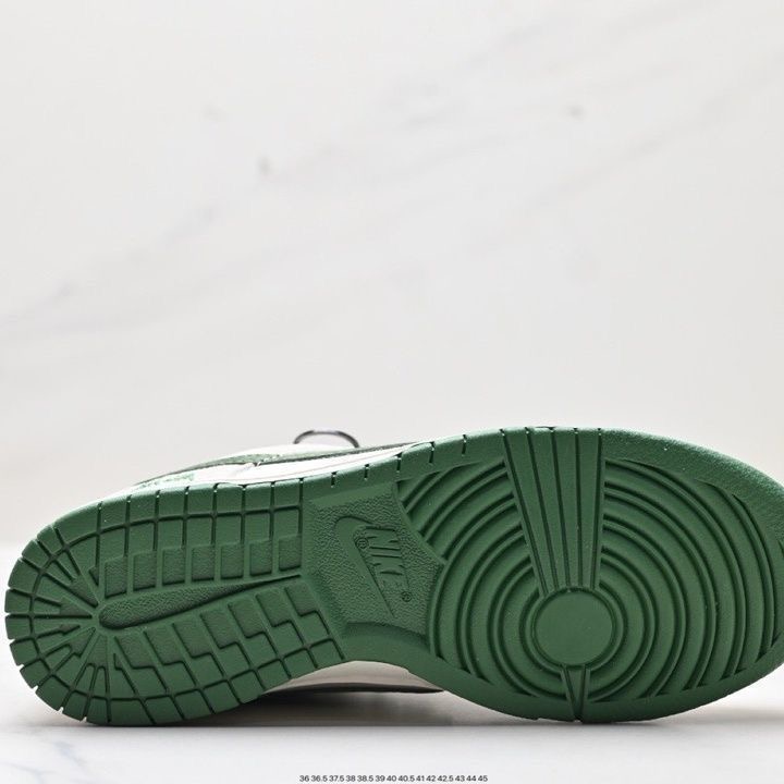 2024 Stussy Nike Dunk 「正規品保証、公式と同じデザイン」スニーカー