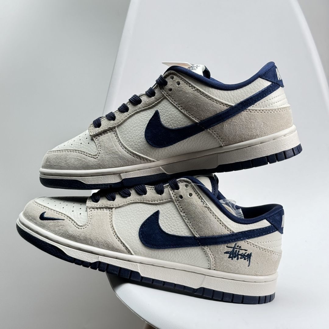 2024 Stussy Nike Dunk 「正規品保証、公式と同じデザイン」スニーカー