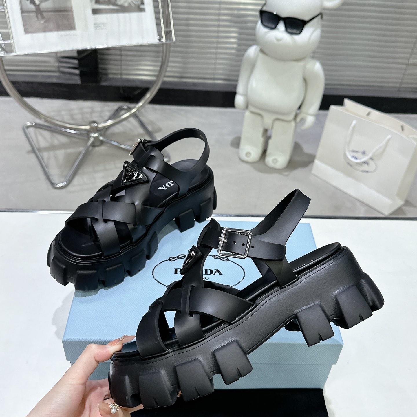 【P022】♥大人気 美品♥ PRADA サンダル プラダ