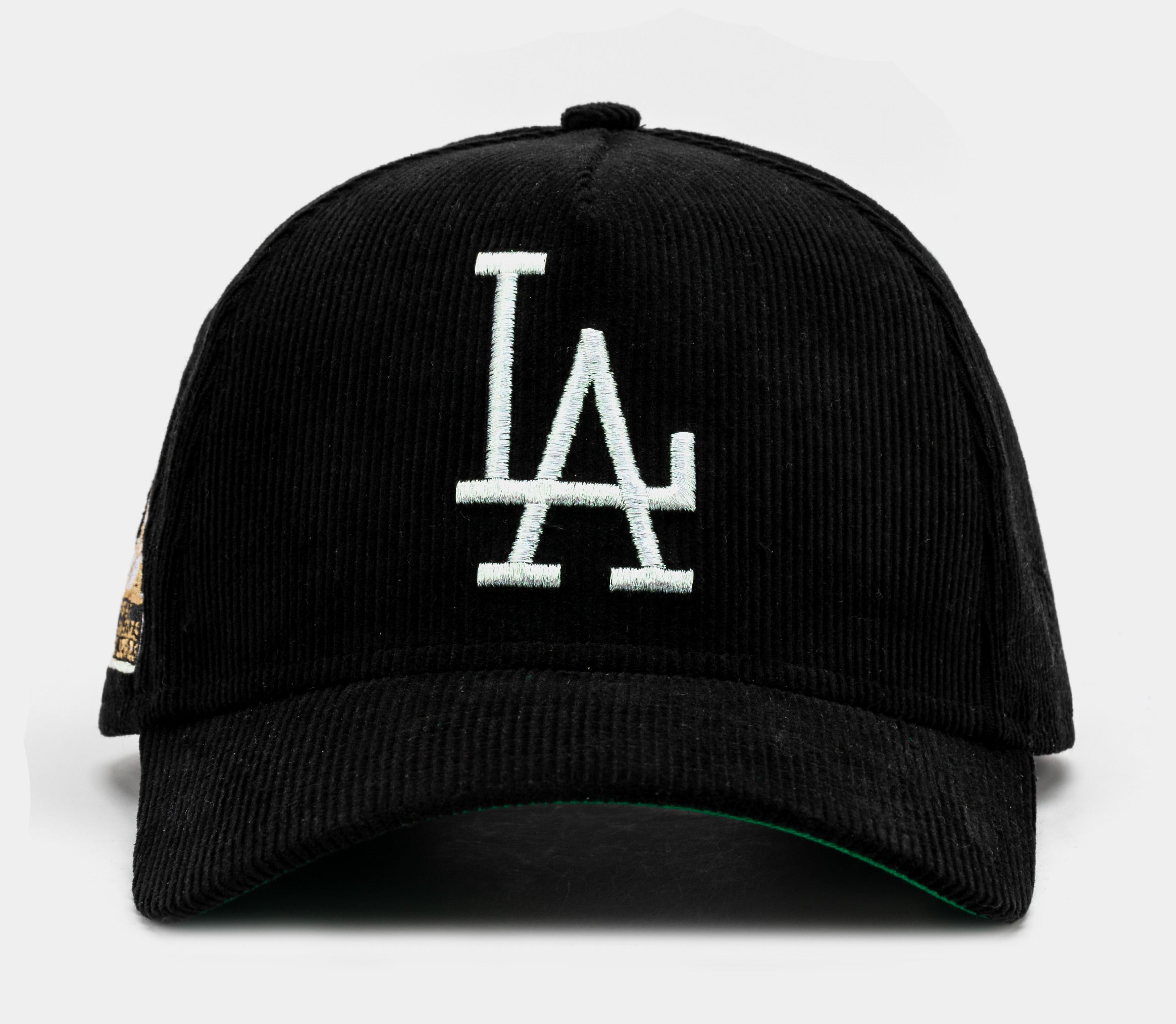 Shoe Palace Exclusive Los Angeles Dodgers Everyday Corduroy 9Forty Snapback Mens Hat (Black/White)