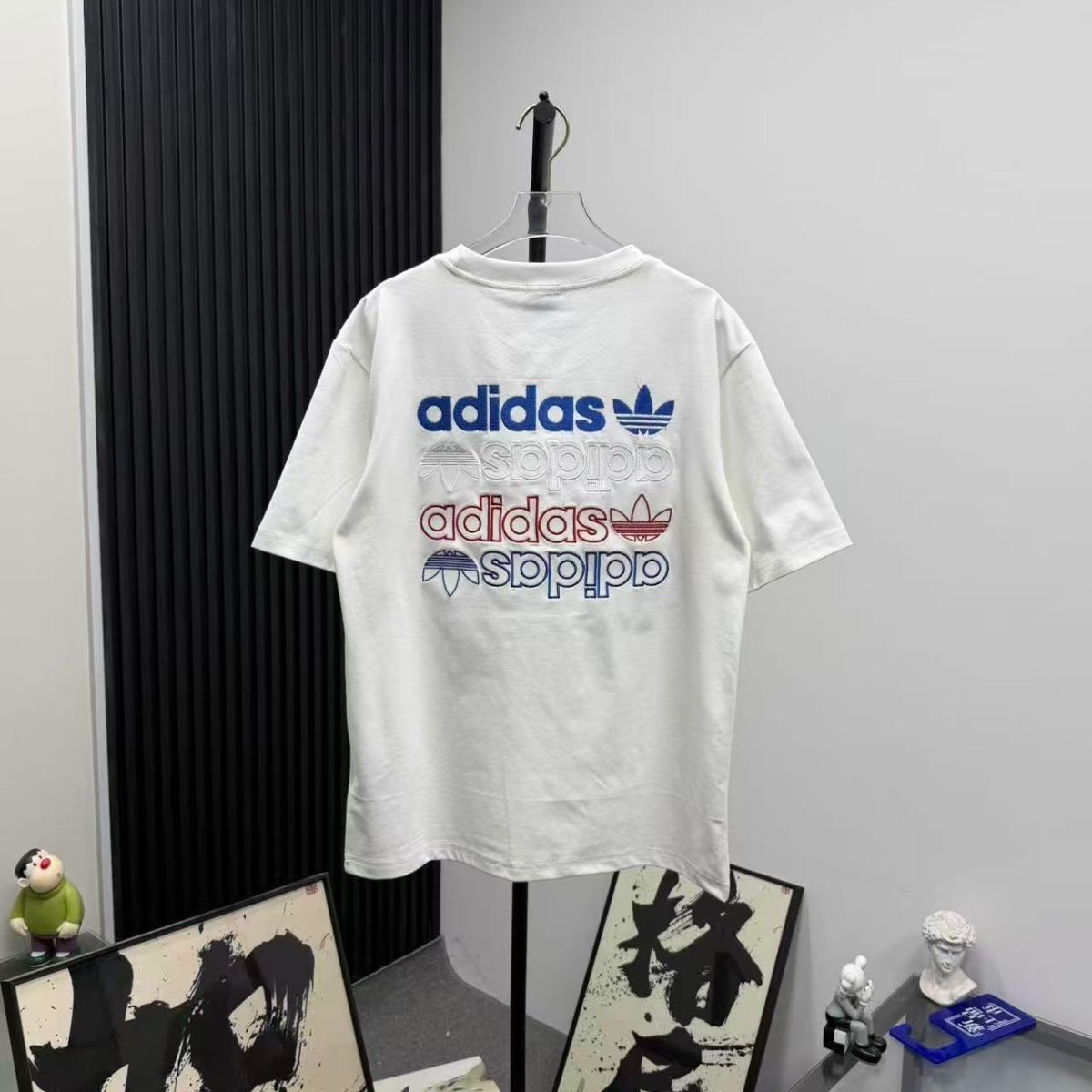 『S-2XL』夏新作 メンズ 刺繍入り ゆったりフィット トレンディ クルーネック 半袖 カジュアル Tシャツ