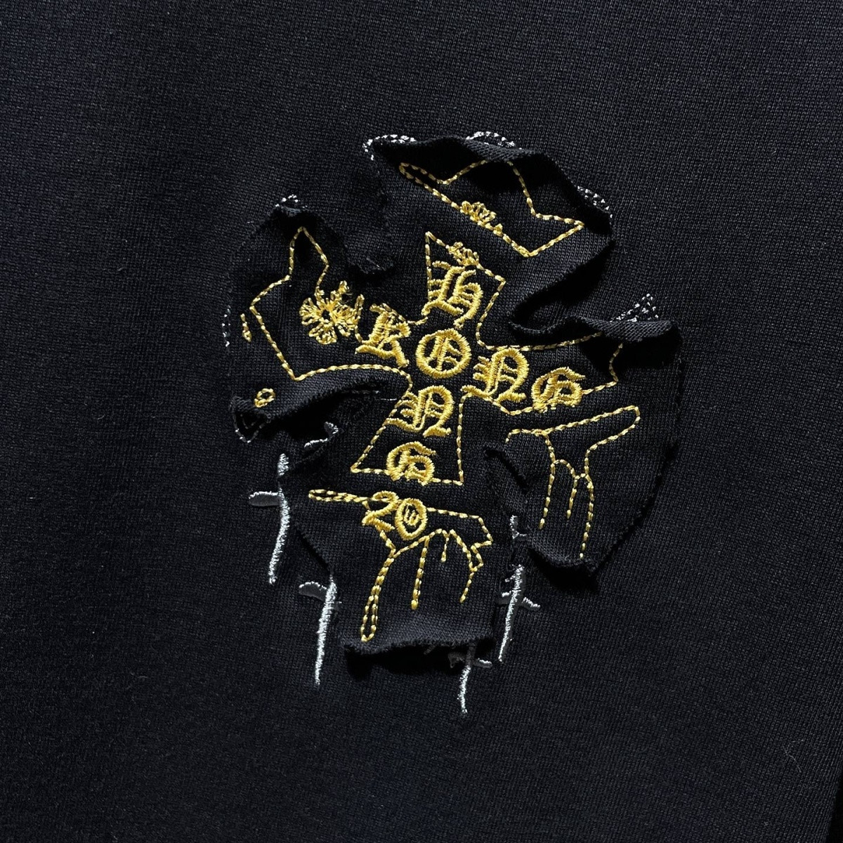 『S-XL』メンズ＆レディース 半袖 刺繍入り クルーネック カジュアル ルーズフィット シャツ