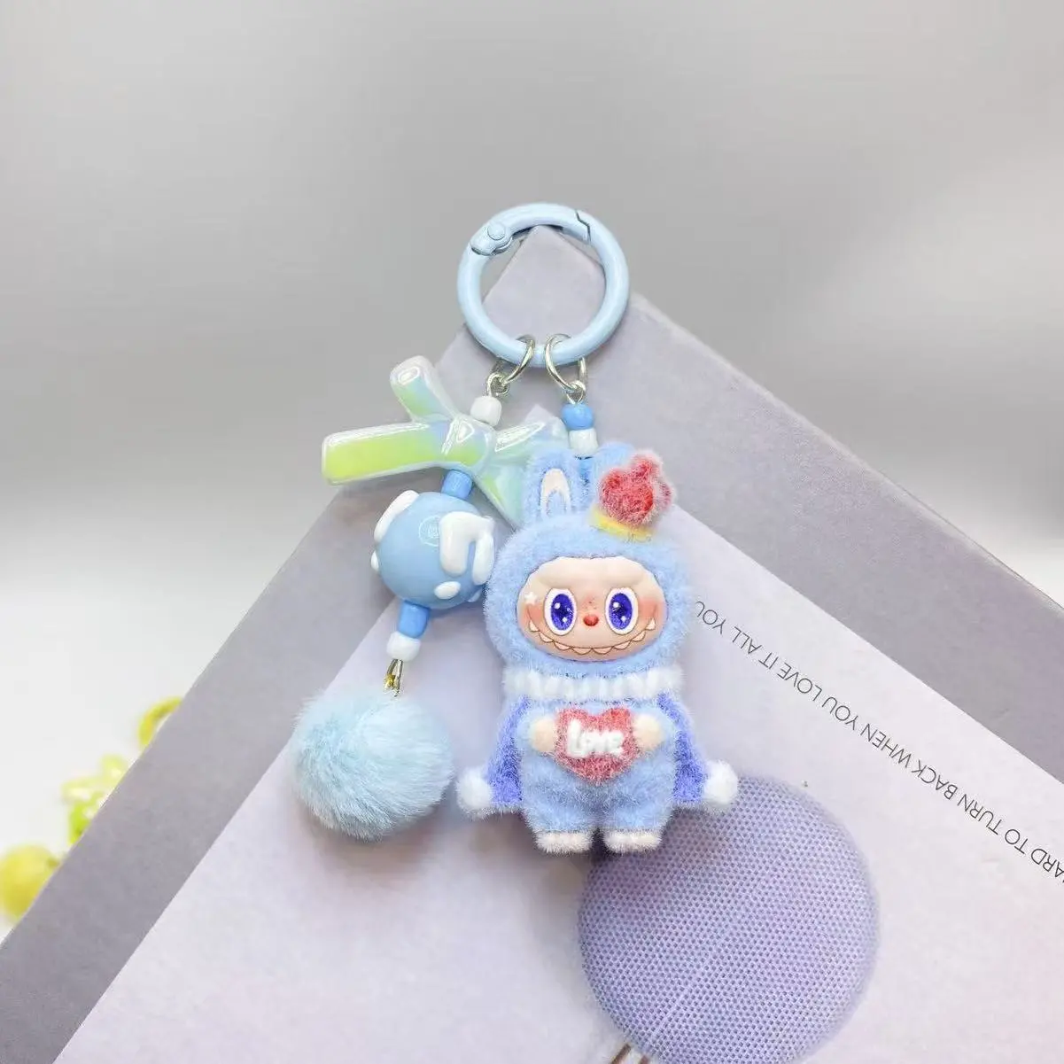 新しいフロッキングクロスペンダントかわいい人形キーチェーンペンダントギフト