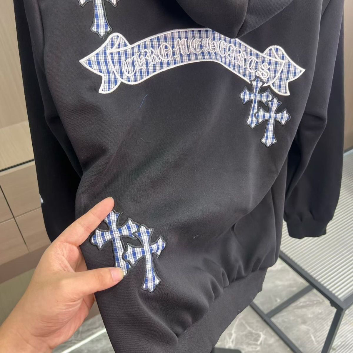 『M-4XL』男女兼用、軽やかな高級感のある刺繍が施された秋物フード付きジャケット