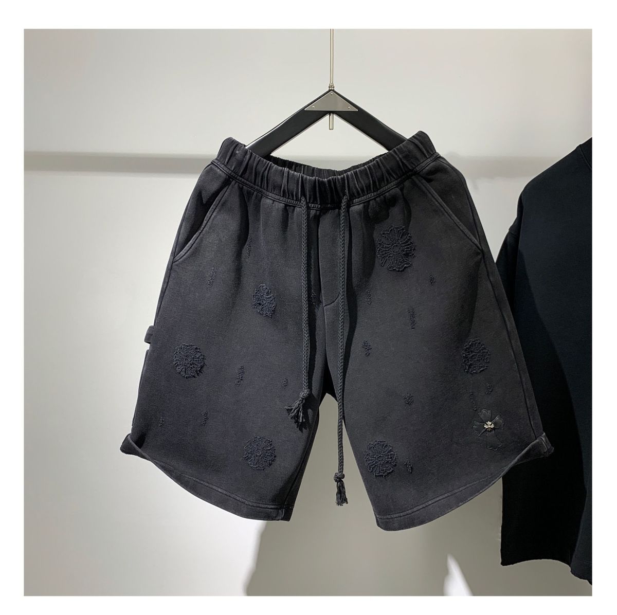 『M-4XL』スタイリッシュで洗練されたメンズカジュアルスポーツショーツ