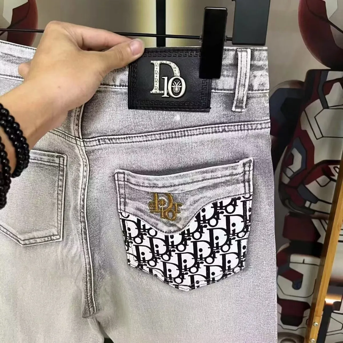 『S-3XL』メンズのスリムフィットデニムショートパンツ。カジュアルでスタイリッシュ、刺繍入り
