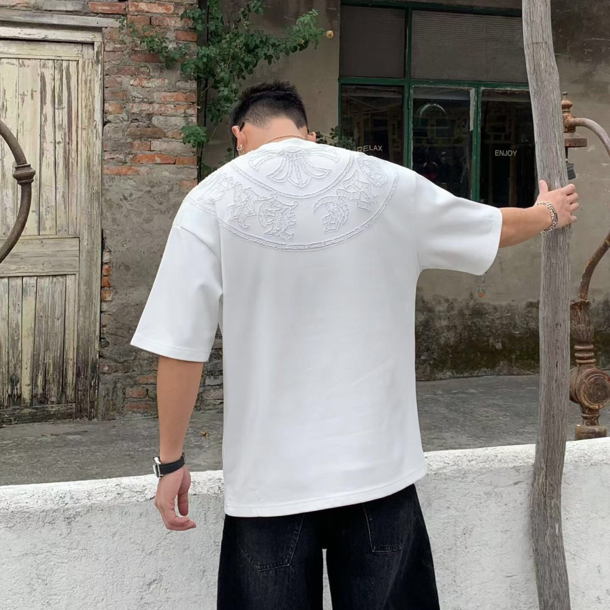 『M-3XL』刺繍入り 夏新作 メンズ ゆったりクルーネック 半袖 Tシャツ カジュアルトップス