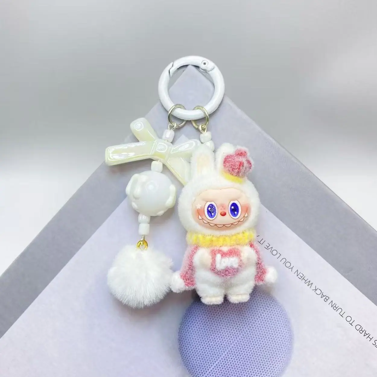 新しいフロッキングクロスペンダントかわいい人形キーチェーンペンダントギフト
