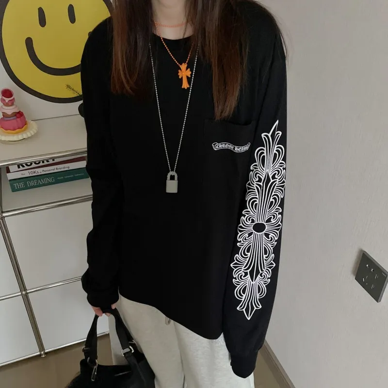 人気爆発中 着回し最強 シンプル プリント 長袖 Ｔシャツ