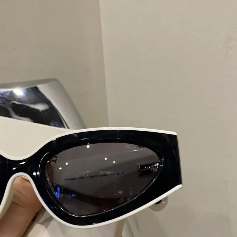 目立つ ファッション 高品質 クール シンプル クラシック男女限らずサングラス