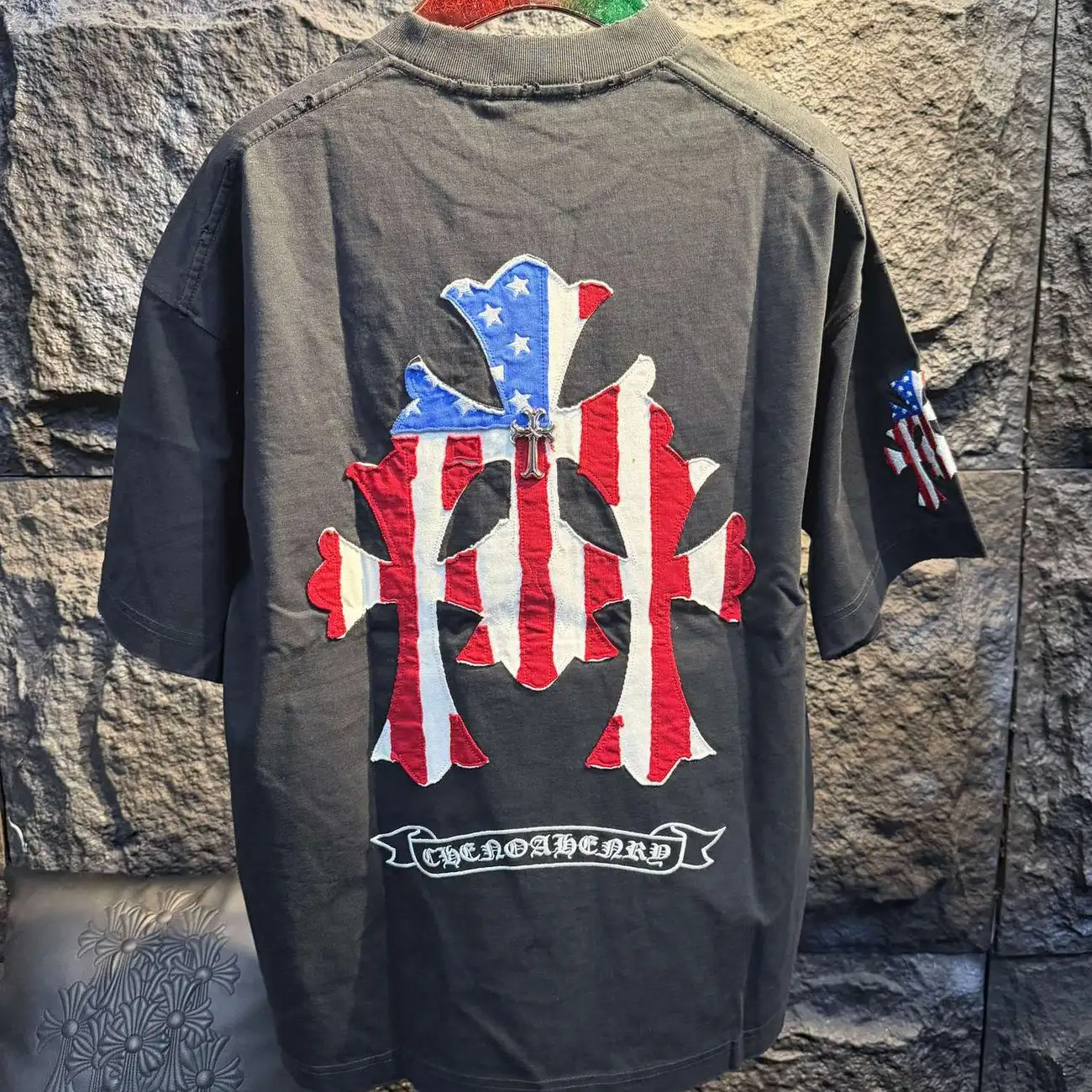 『S-XL』アメリカンストリートスタイル 半袖 刺繍アップリケ クルーネックTシャツ