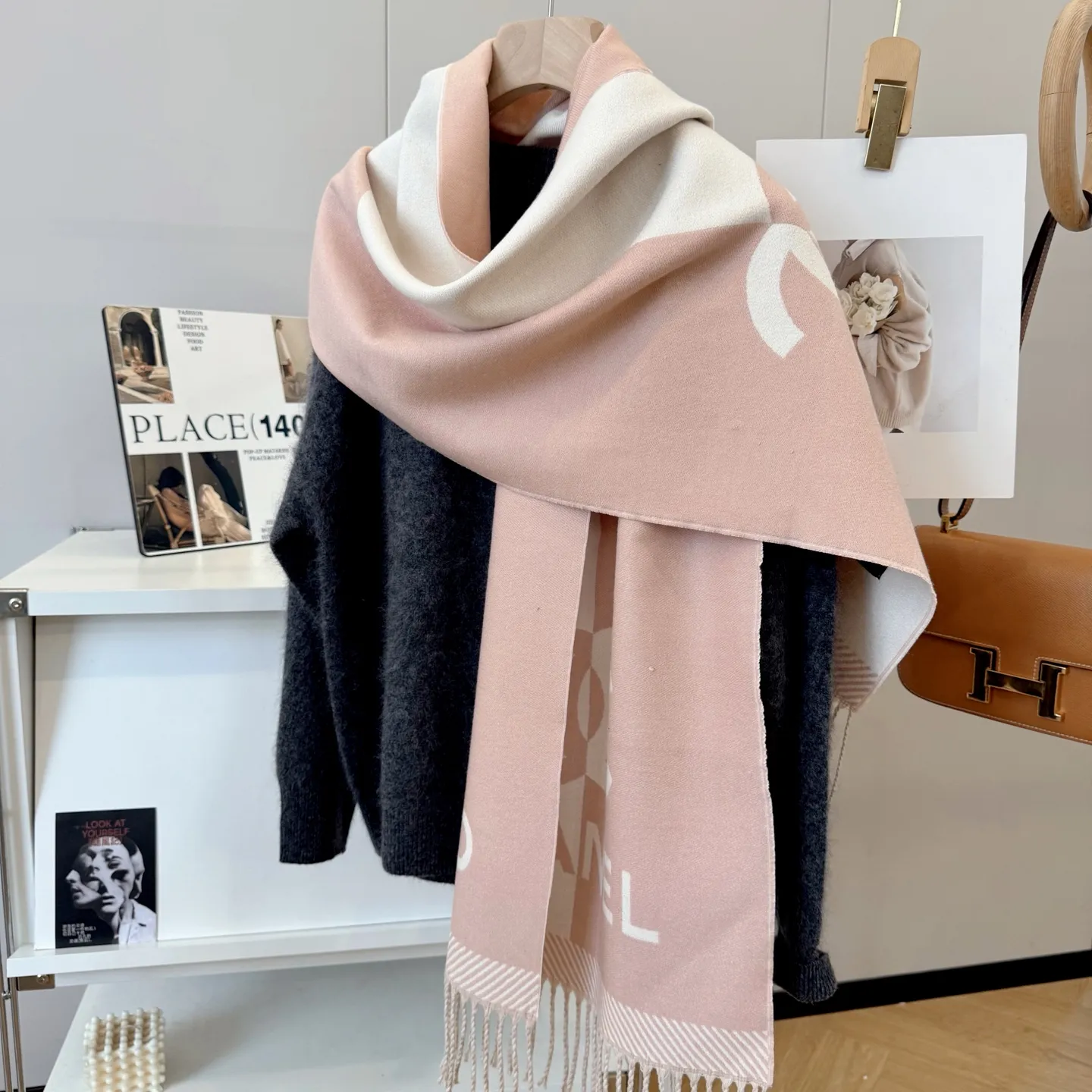 注目度急上昇 合わせやすい 肌に優しい 多色展開 柔らかい スカート