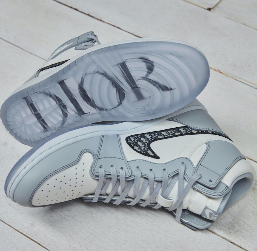 稀少なレアスニーカー！DIOR × Nike Air Jordan １ HIGH OG ディオール ナイキ エアジョーダン1 コラボレーションモデル ハイカット スニーカー グレー 選べる サイズ 新品未使用 最新 人気 靴 稀少