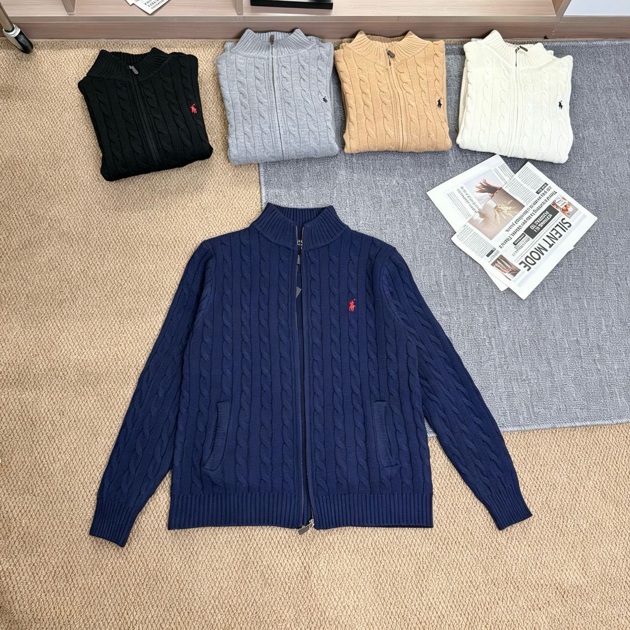 『S-2XL』人気上昇中 フルジップ 無地 馬刺繍 ロゴ ケーブルニット セーター カーディガン 男女兼用