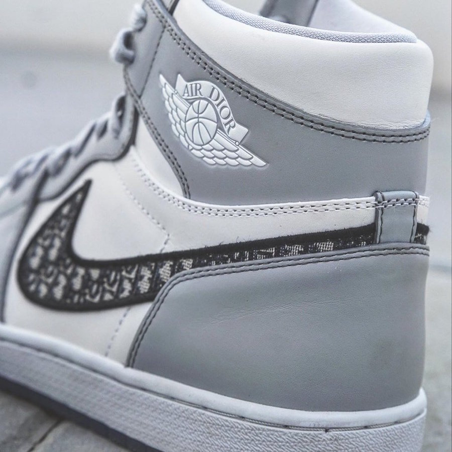 稀少なレアスニーカー！DIOR × Nike Air Jordan １ HIGH OG ディオール ナイキ エアジョーダン1 コラボレーションモデル ハイカット スニーカー グレー 選べる サイズ 新品未使用 最新 人気 靴 稀少