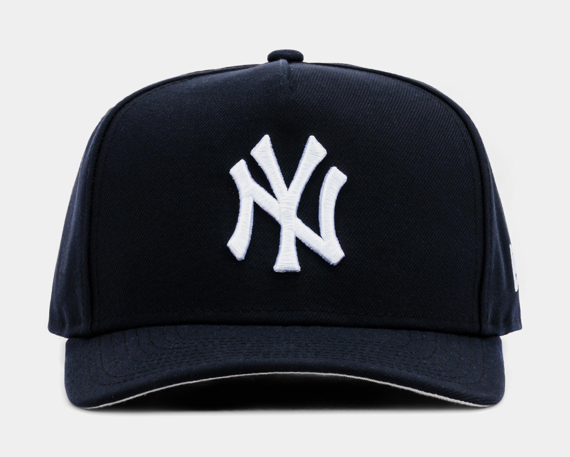 Shoe Palace Exclusive New York Yankees 950AF Snapback Mens Hat (Navy/Beige)