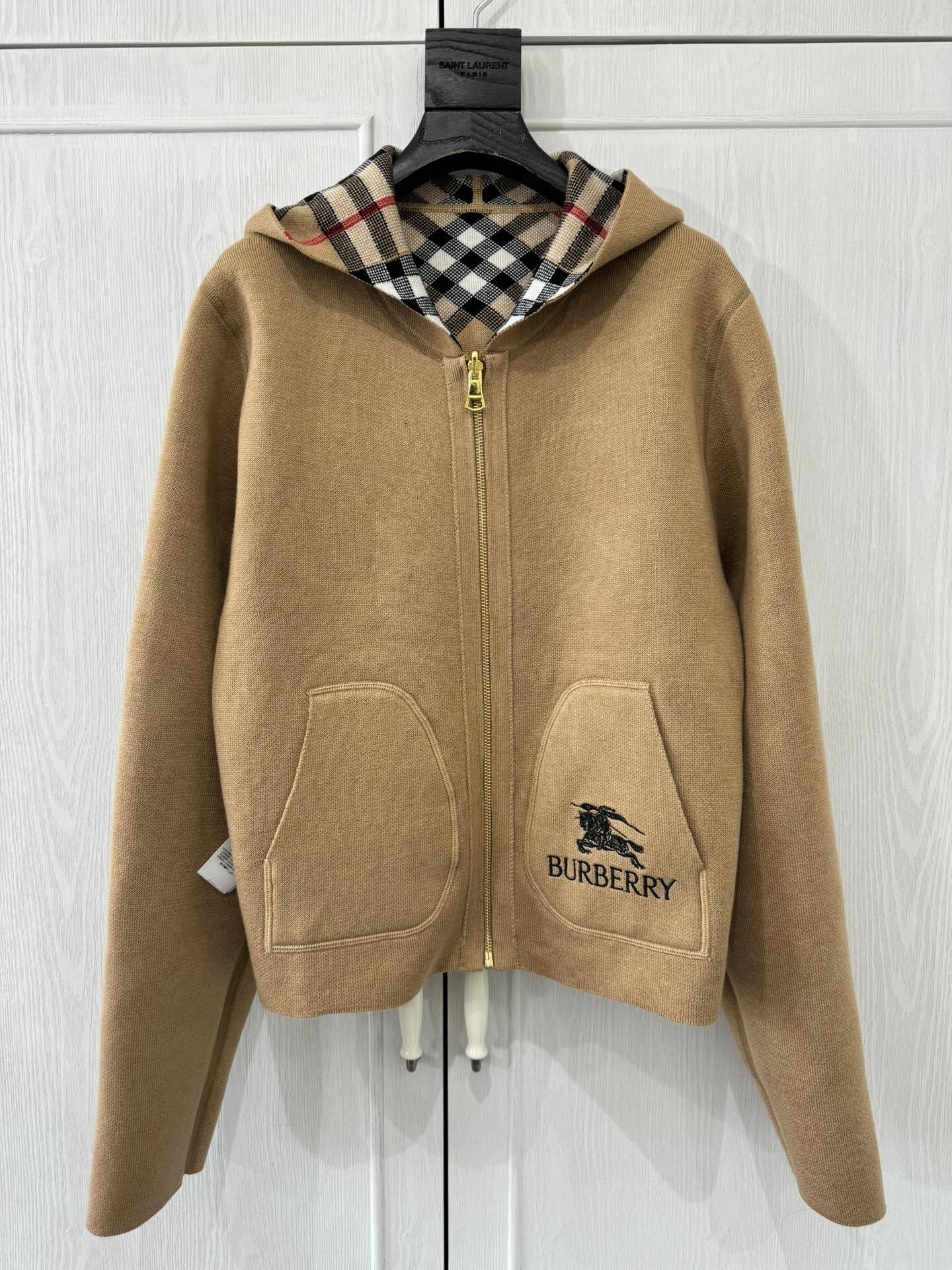 Burberry 新しいスタイルリバーシブルカシミヤジャケット
