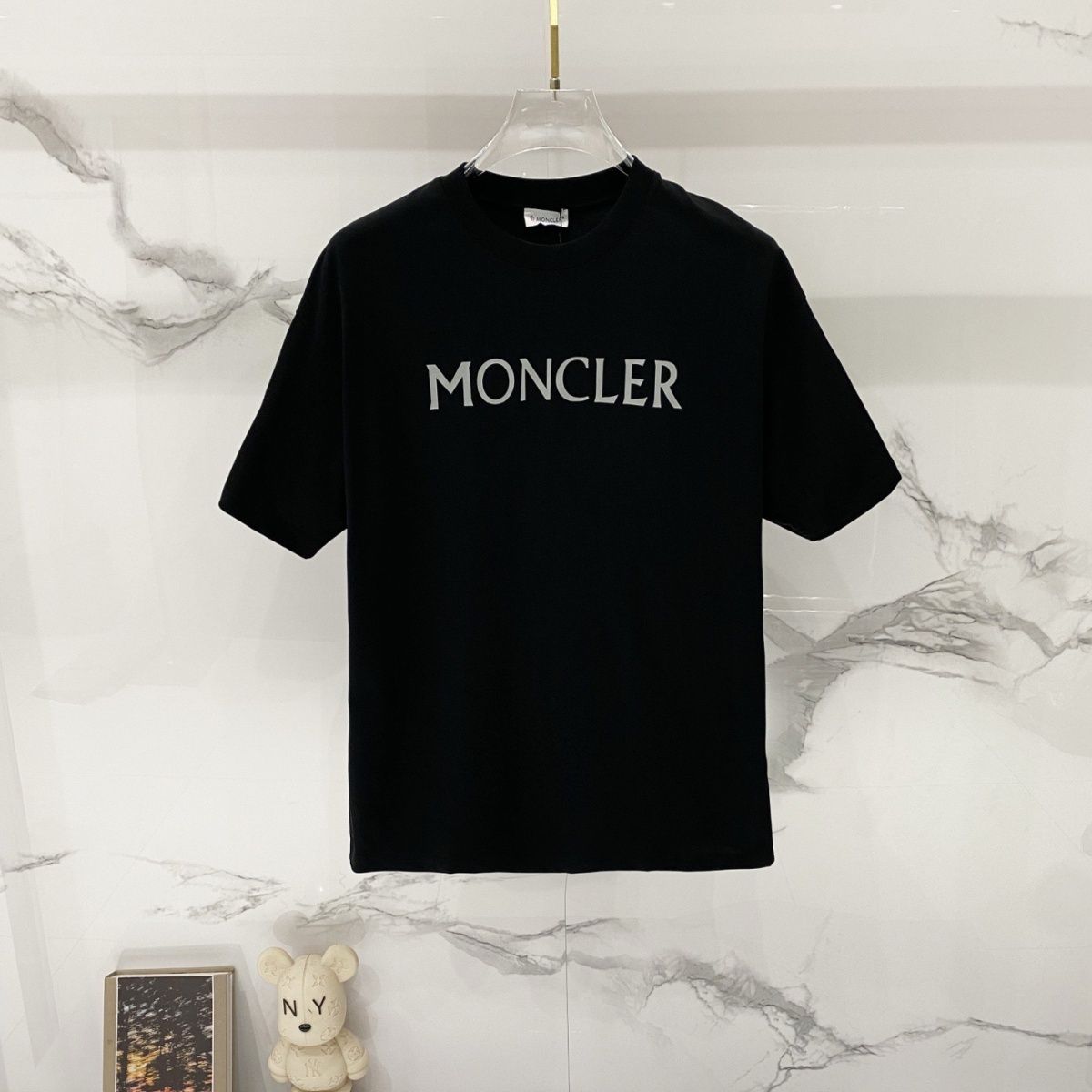 『XS-L』高品質の刺繍プリントが施された半袖Tシャツ カジュアルなラウンドネック、ゆったりとしたフィット感