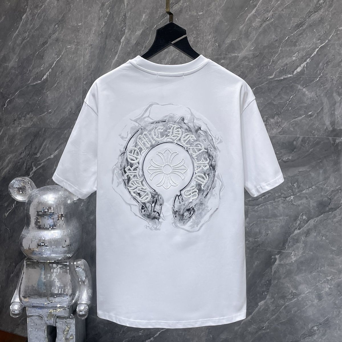 『S-XL』トレンディなプリント柄の半袖Tシャツ ゆったりとした着心地で、通気性に優れ、高品質なトップスです